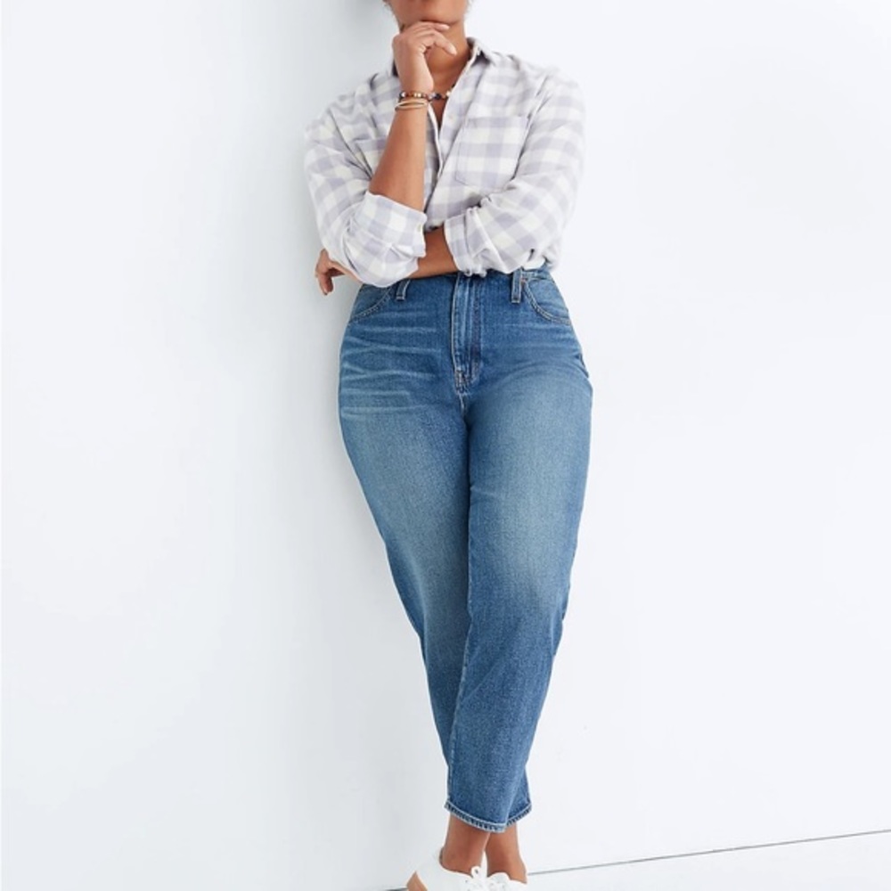 Madewell the Mom Jean in Downey wash high rise size‎ 31